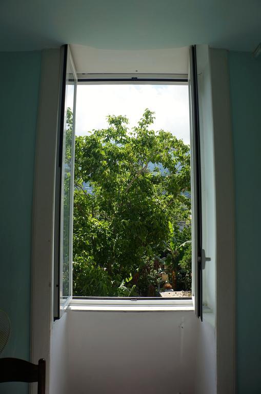 Ring Hostel Forio di Ischia Cameră foto