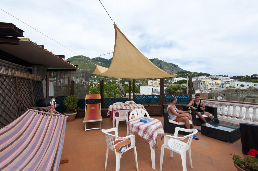 Ring Hostel Forio di Ischia Exterior foto