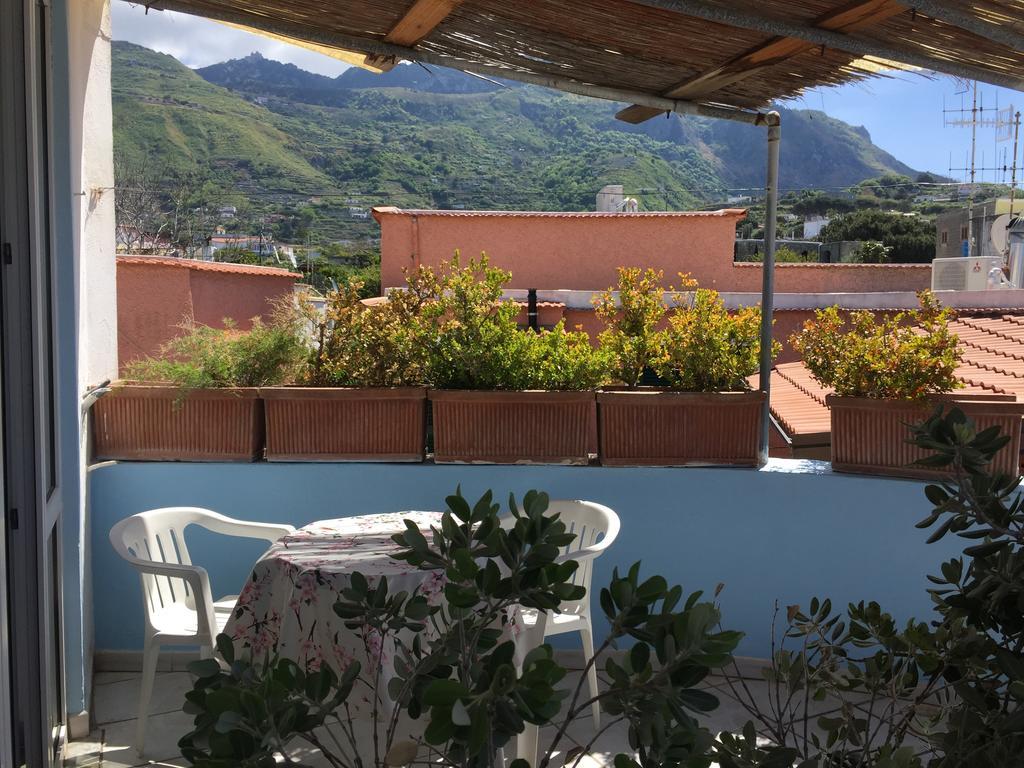 Ring Hostel Forio di Ischia Exterior foto