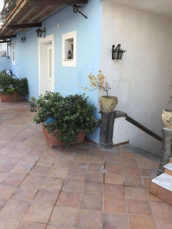 Ring Hostel Forio di Ischia Exterior foto
