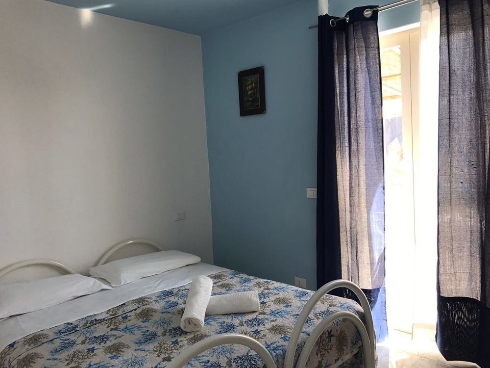 Ring Hostel Forio di Ischia Exterior foto